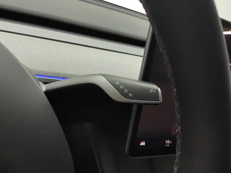 Model Y 2024 Rear-Wheel Drive — миниатюра 16