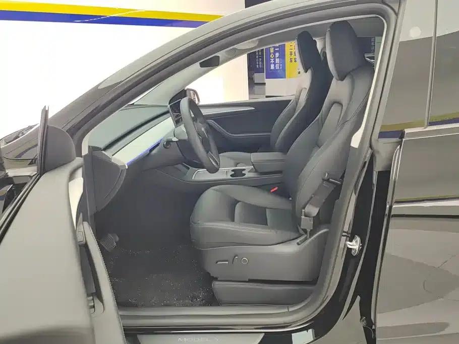 Model Y 2024 Rear-Wheel Drive — миниатюра 9