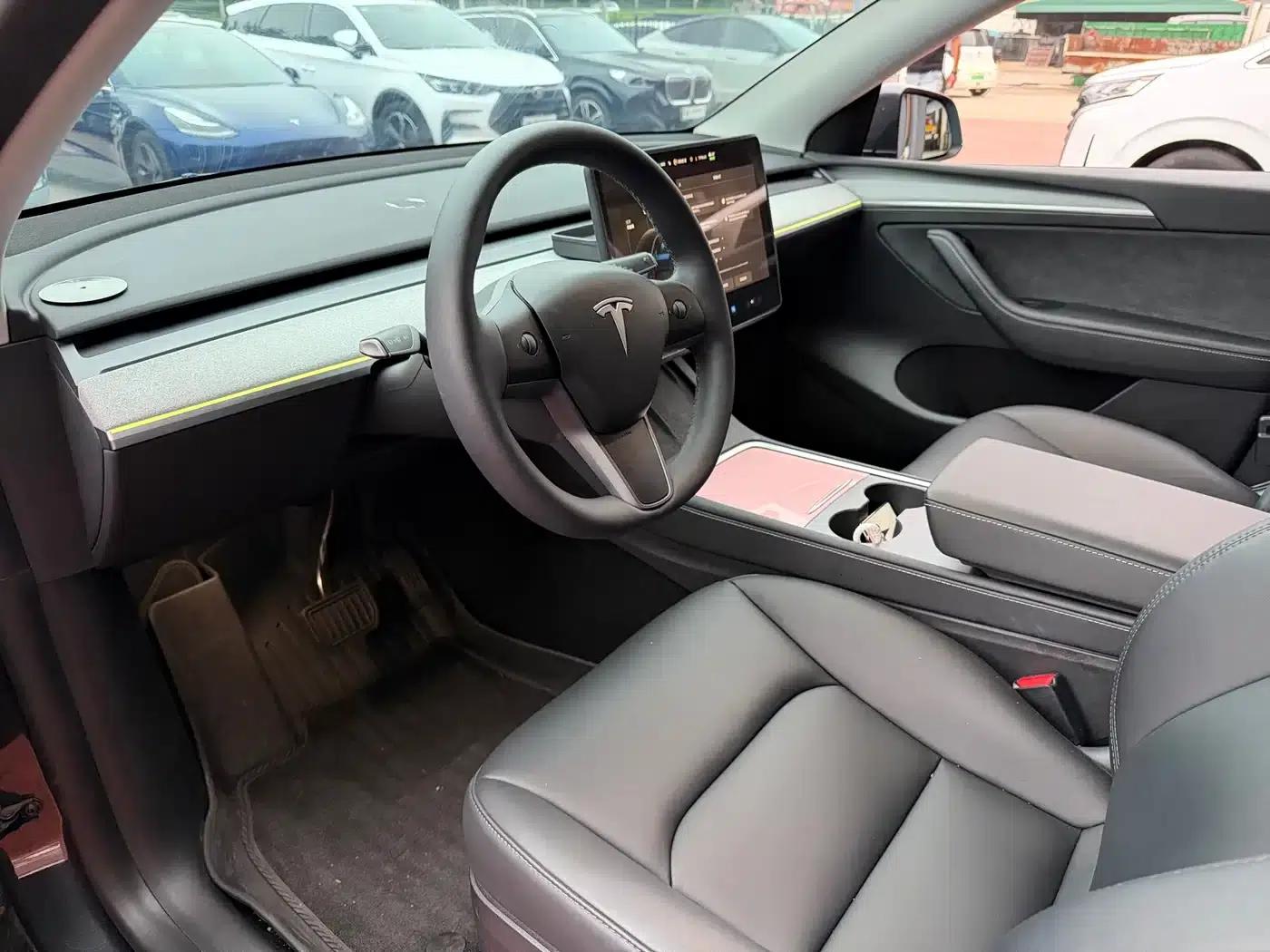 Model Y 2024 Rear-Wheel Drive — миниатюра 7