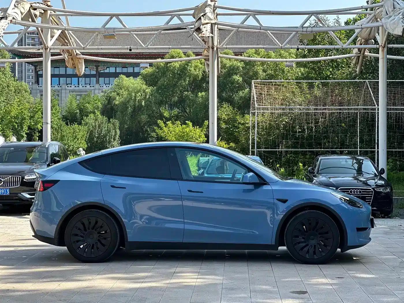 Model Y 2023 Rear-Wheel Drive — миниатюра 30