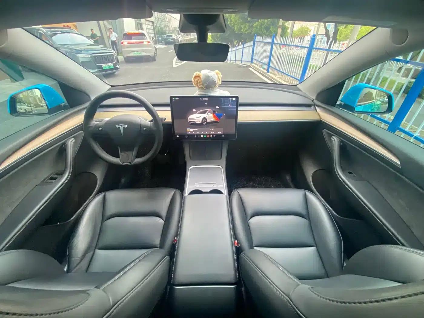 Model Y 2022 Facelift Rear-Wheel Drive Version — миниатюра 9