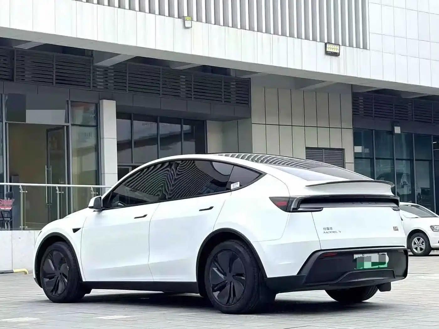 Model Y 2026 Rear-Wheel Drive — миниатюра 7