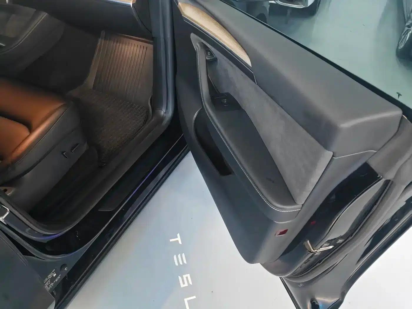 Model Y 2022 Rear-Wheel Drive — миниатюра 18
