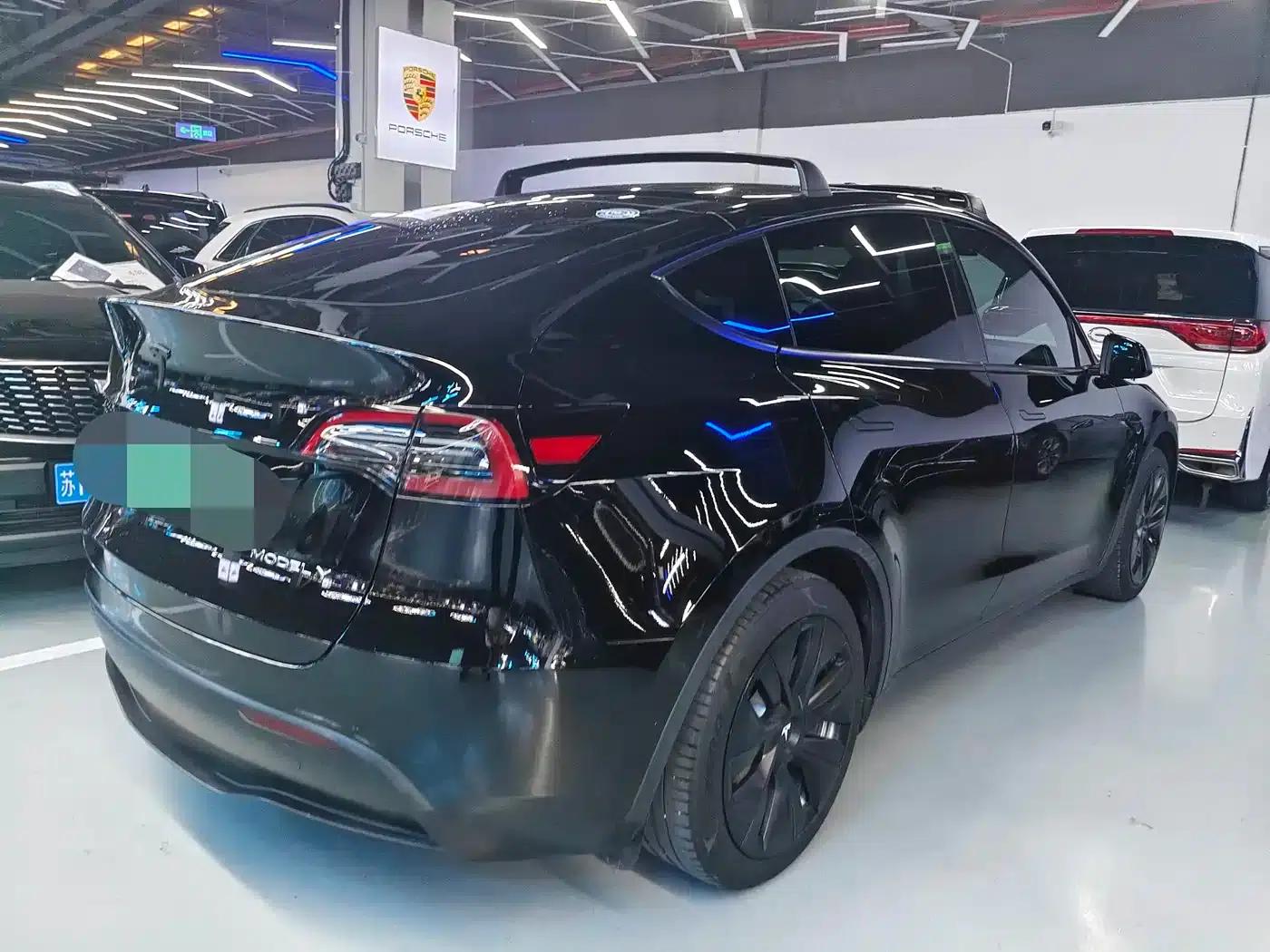 Model Y 2022 Rear-Wheel Drive — миниатюра 23