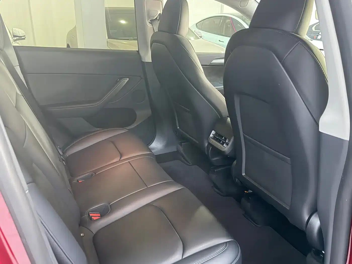 Model Y 2024 Rear-Wheel Drive — миниатюра 6