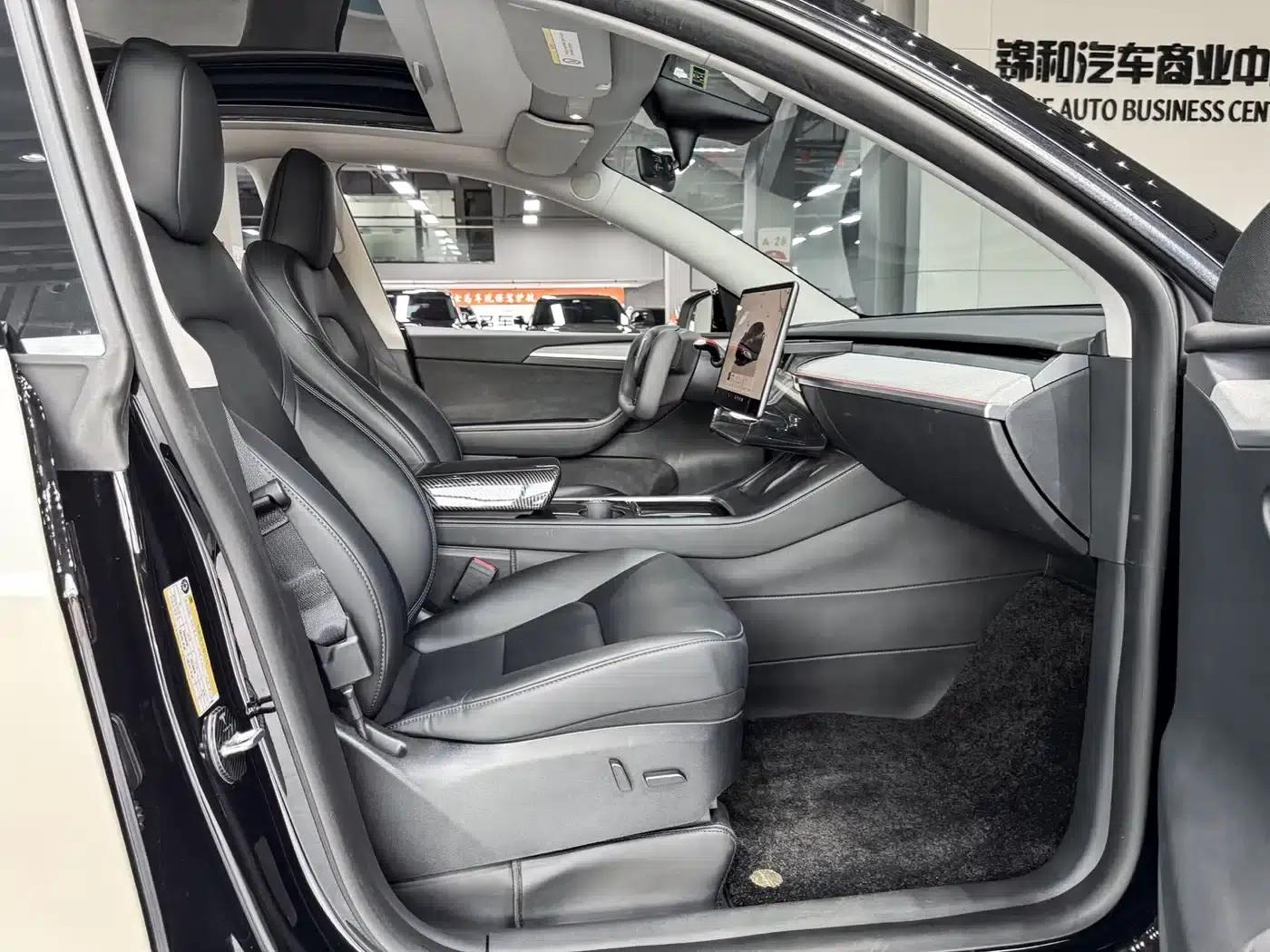 Model Y 2023 Rear-Wheel Drive — миниатюра 11