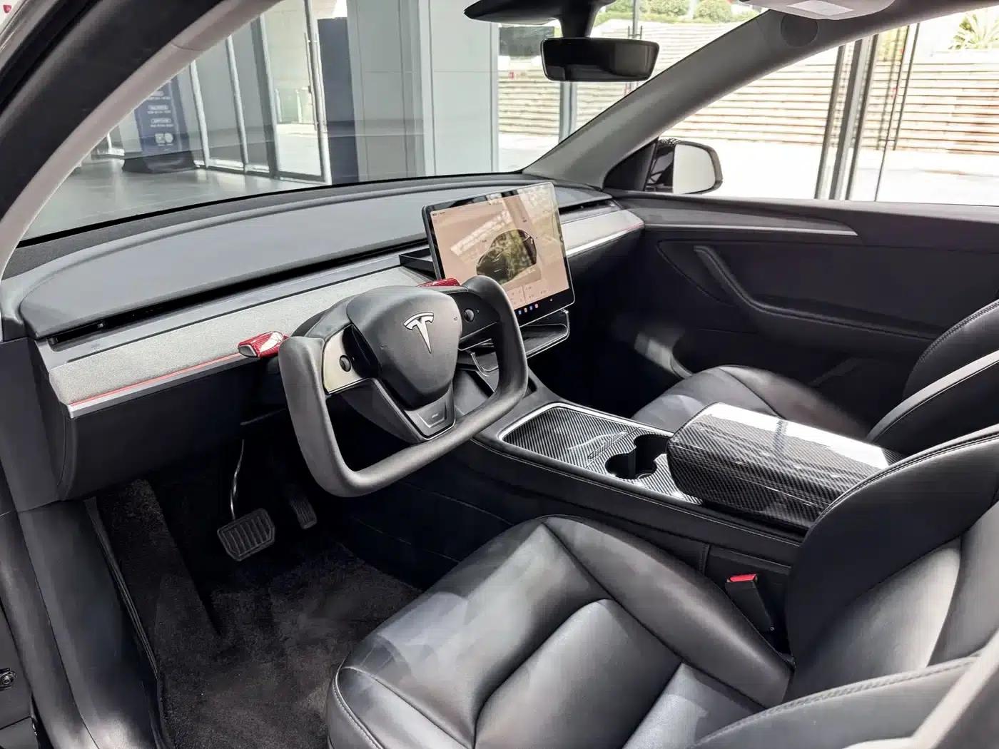 Model Y 2023 Rear-Wheel Drive — миниатюра 4