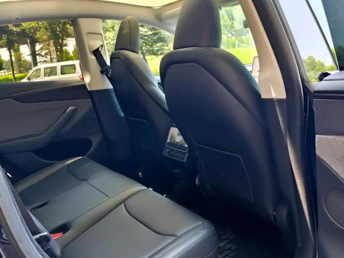 Model Y 2025 Rear-Wheel Drive — миниатюра 8