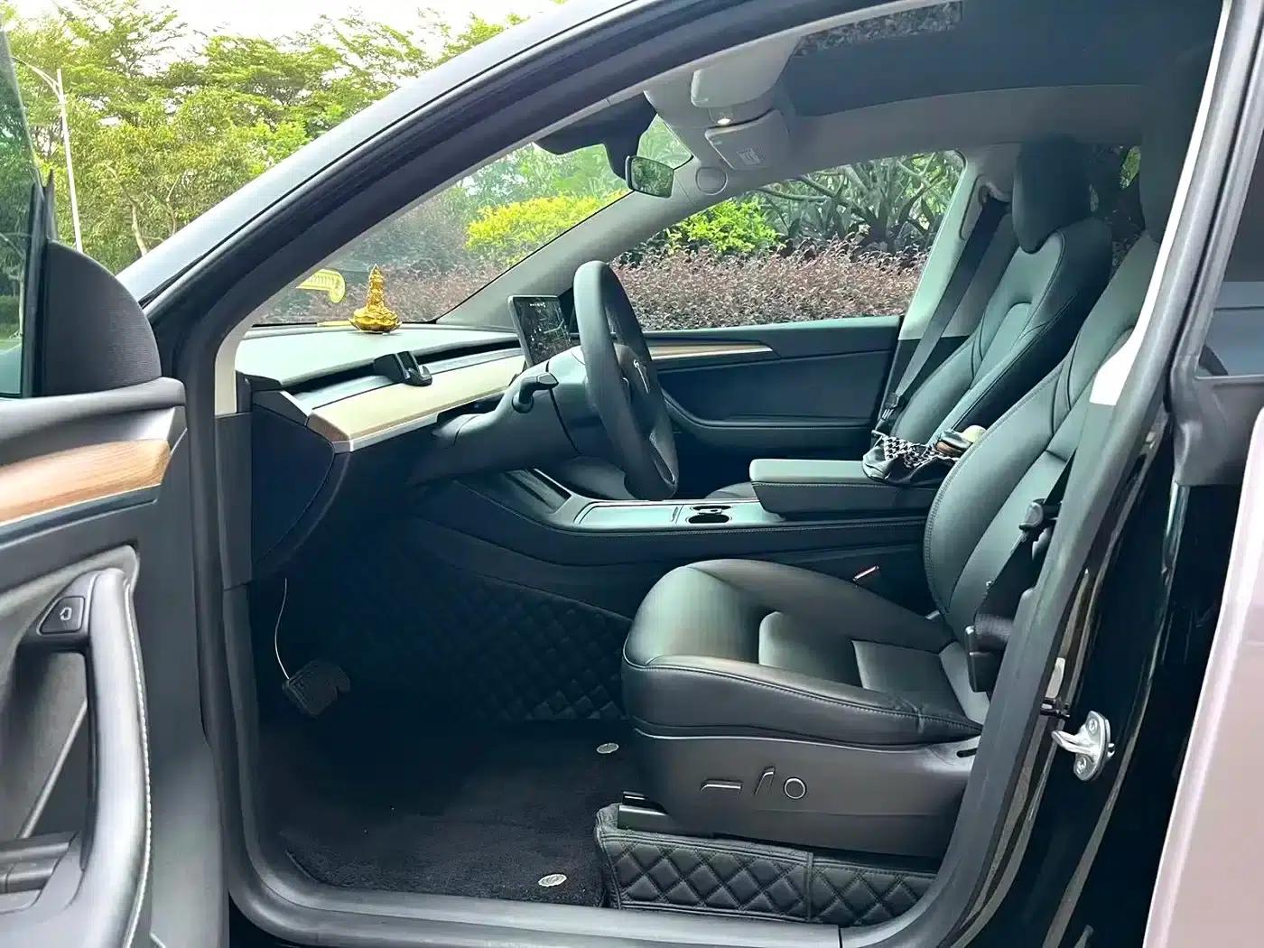 Model Y 2021 Standard Range Rear-Wheel Drive — миниатюра 3