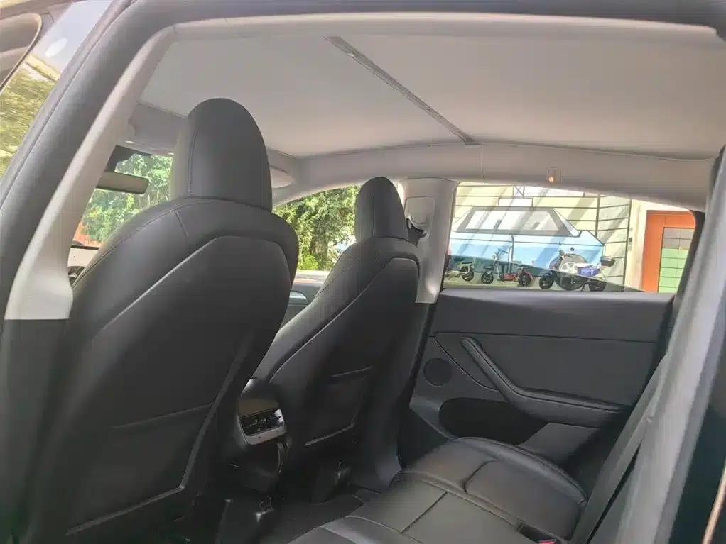 Model Y 2023 Rear-Wheel Drive — миниатюра 8