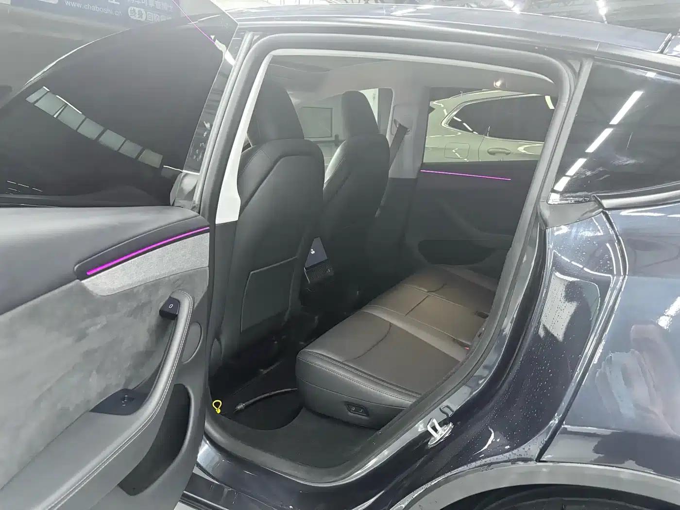 Model Y 2025 Long Range All-Wheel Drive — миниатюра 7