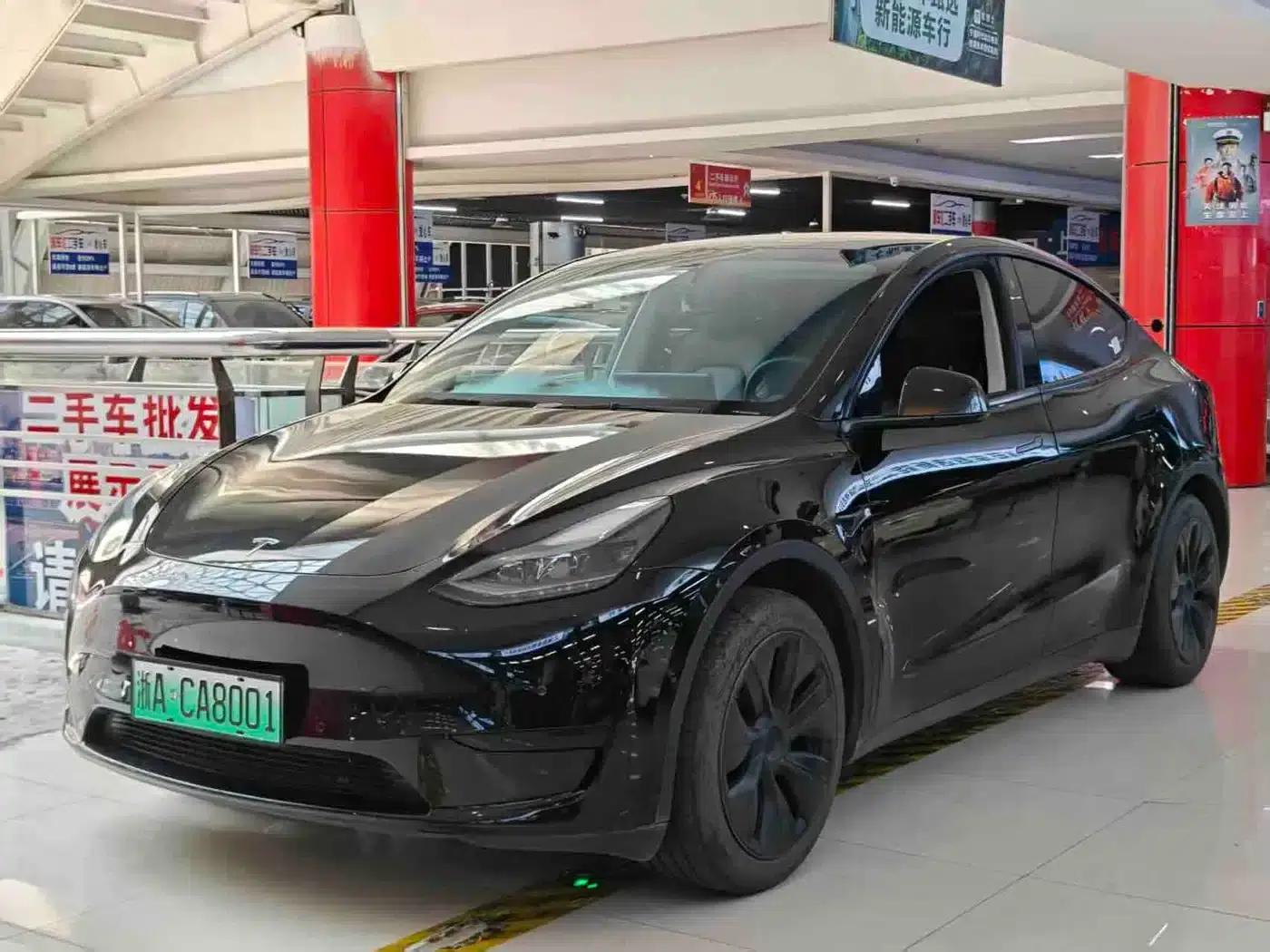 Model Y 2023 Rear-Wheel Drive — миниатюра 1
