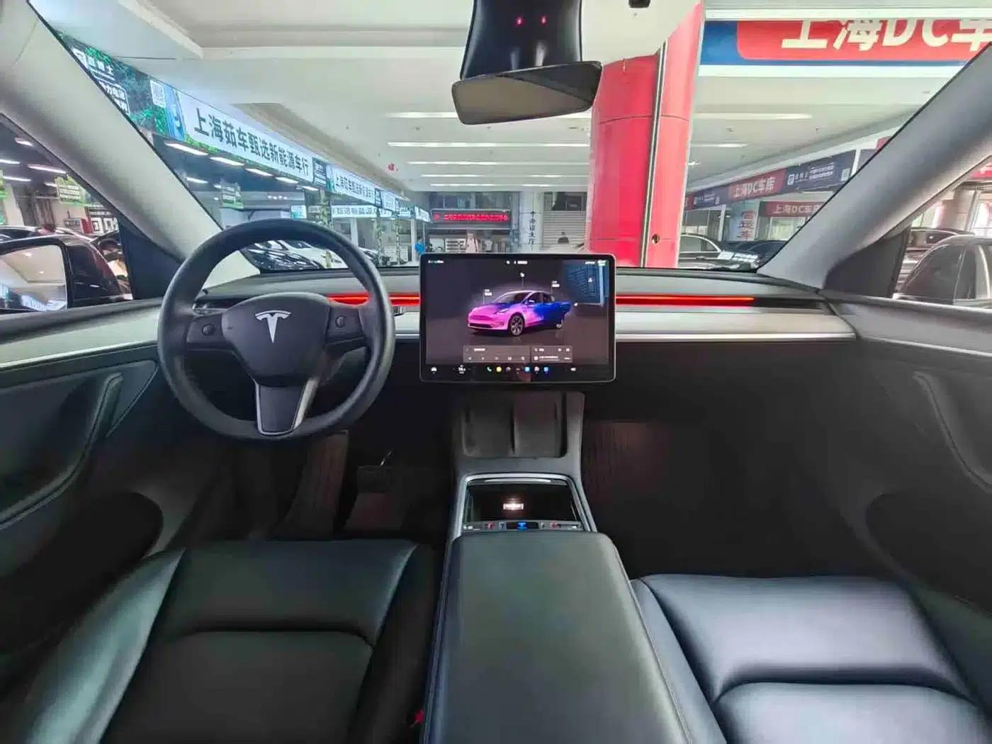 Model Y 2023 Rear-Wheel Drive — миниатюра 6