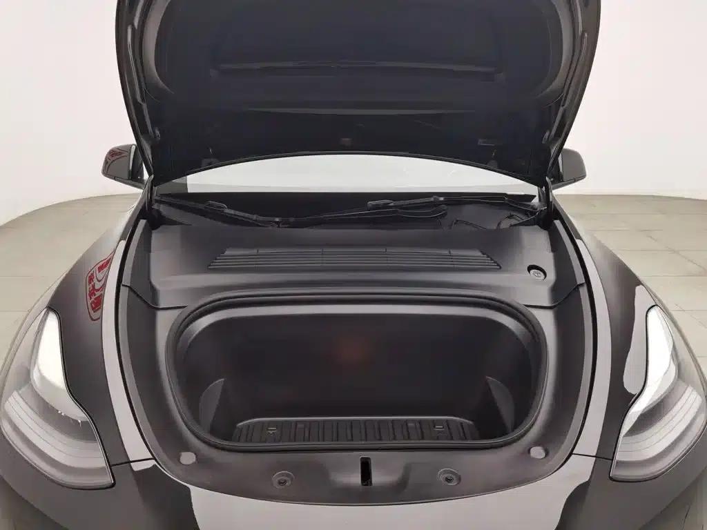 Model Y 2021 Standard Range Rear-Wheel Drive — миниатюра 6