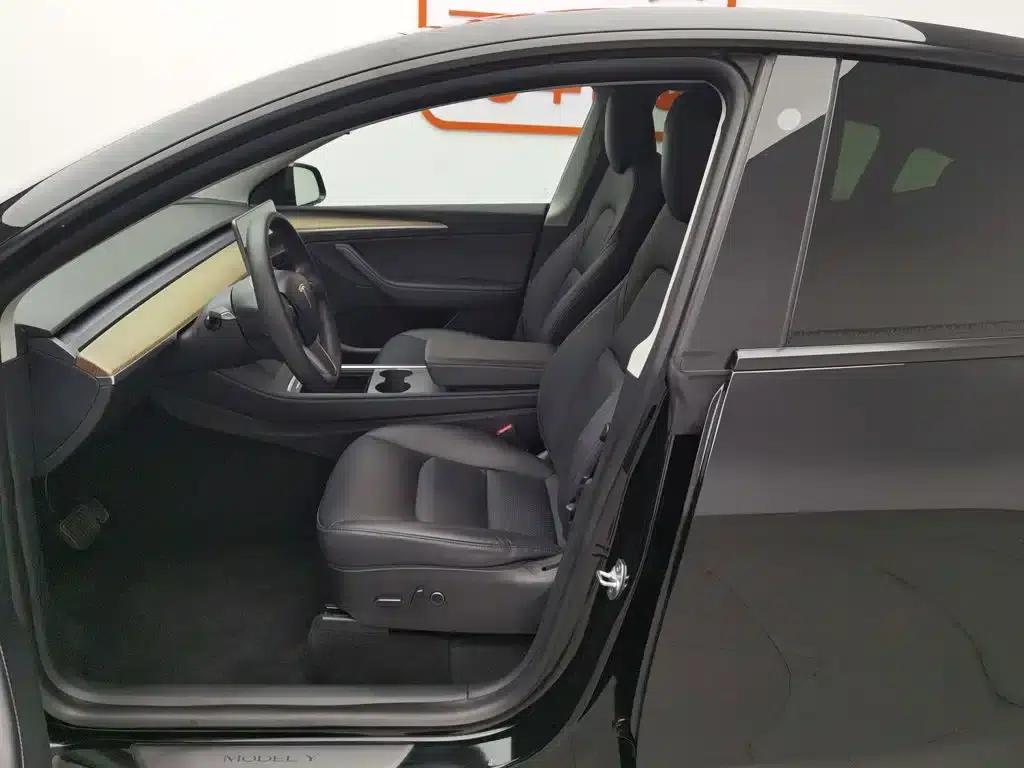 Model Y 2021 Standard Range Rear-Wheel Drive — миниатюра 10