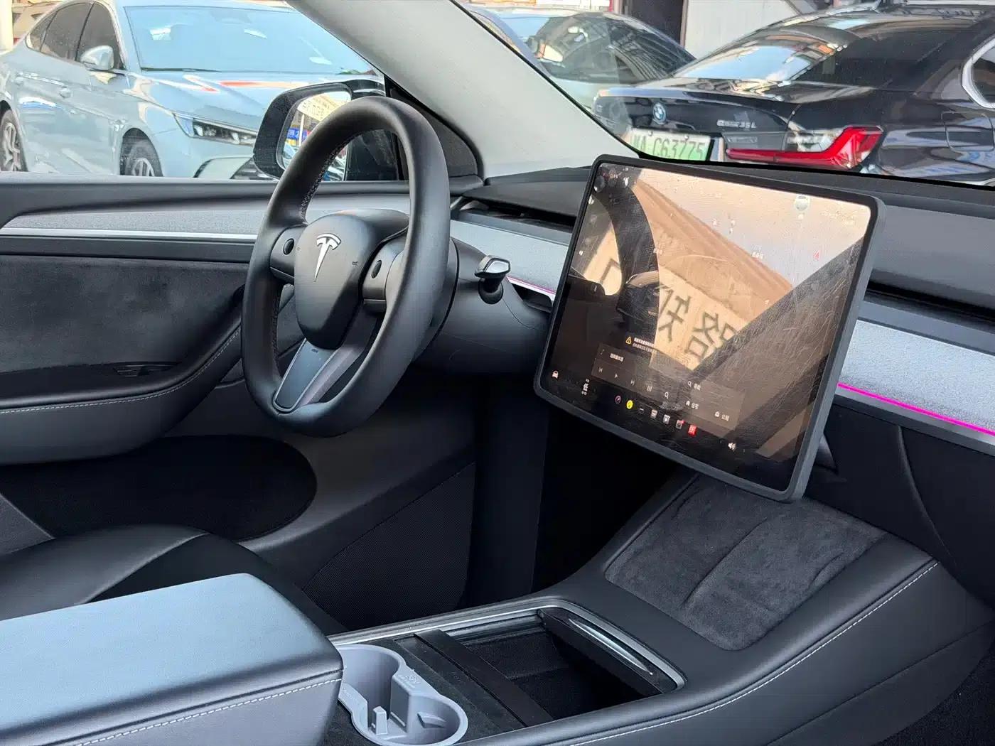 Model Y 2023 Long Range All-Wheel Drive — миниатюра 9