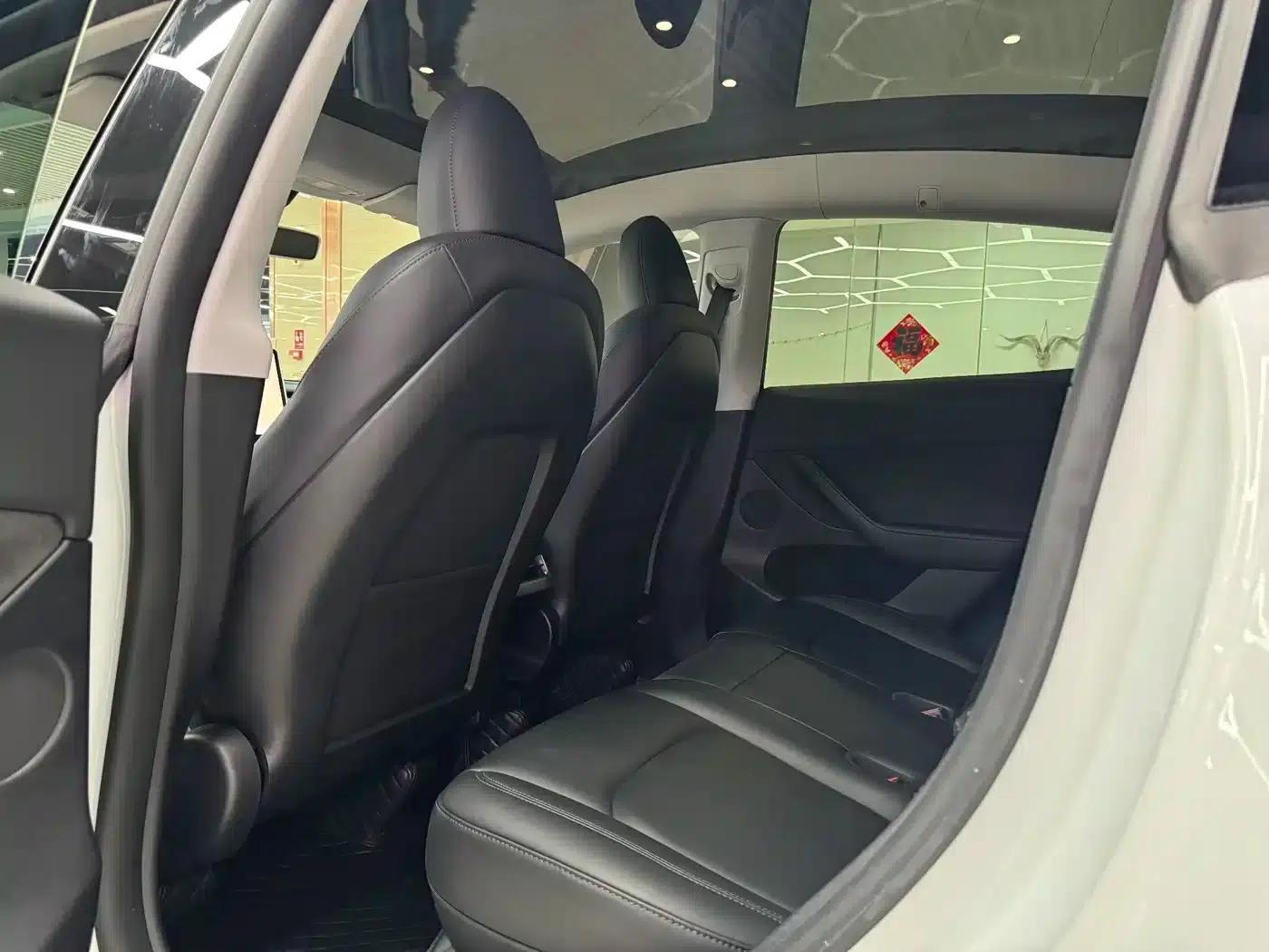 Model Y 2022 Rear-Wheel Drive — миниатюра 8