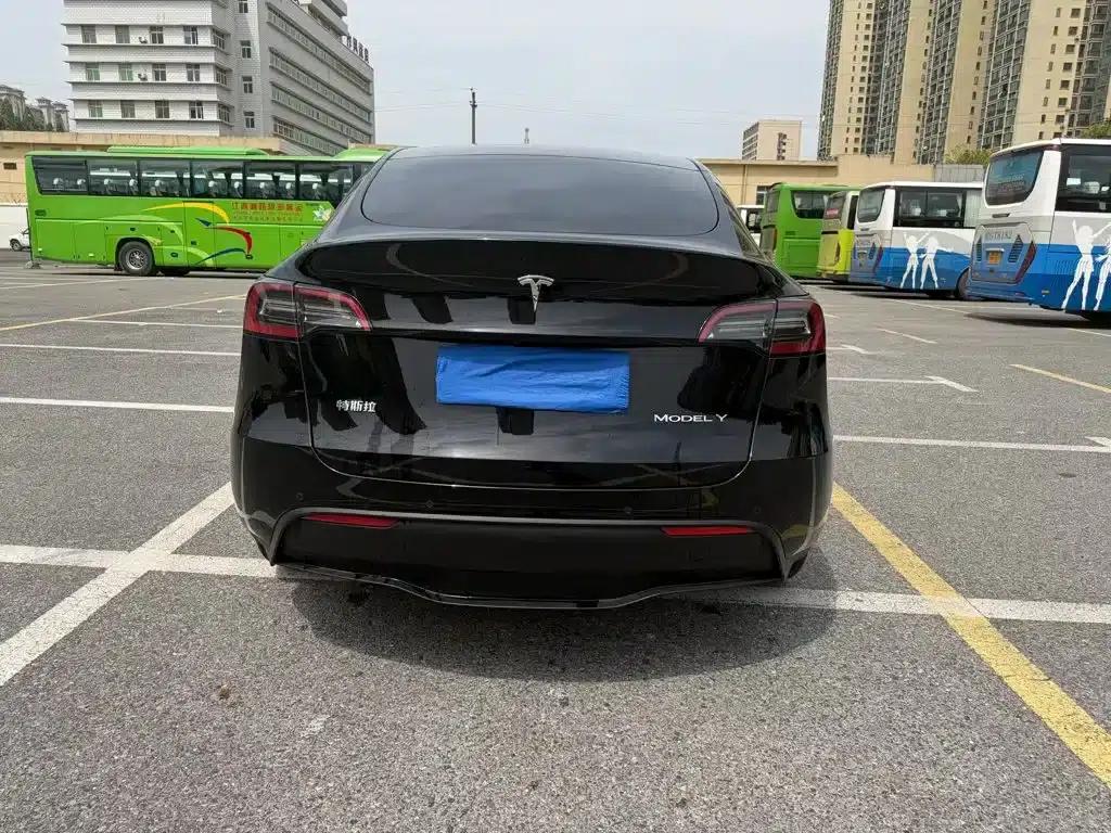 Model Y 2023 Rear-Wheel Drive — миниатюра 4