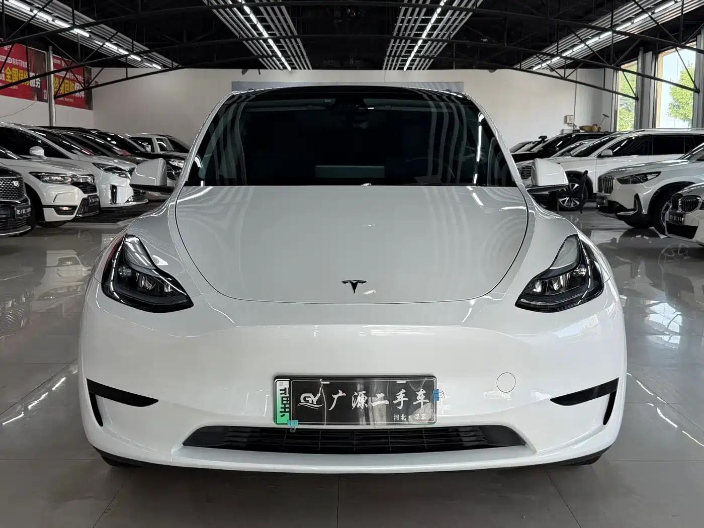 Model Y 2024 Rear-Wheel Drive — миниатюра 2