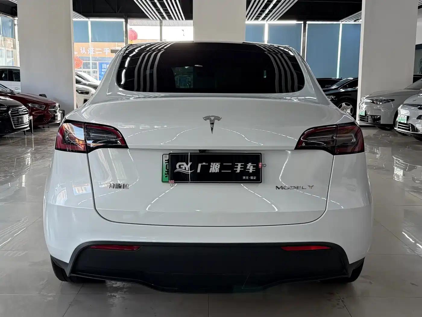 Model Y 2024 Rear-Wheel Drive — миниатюра 5