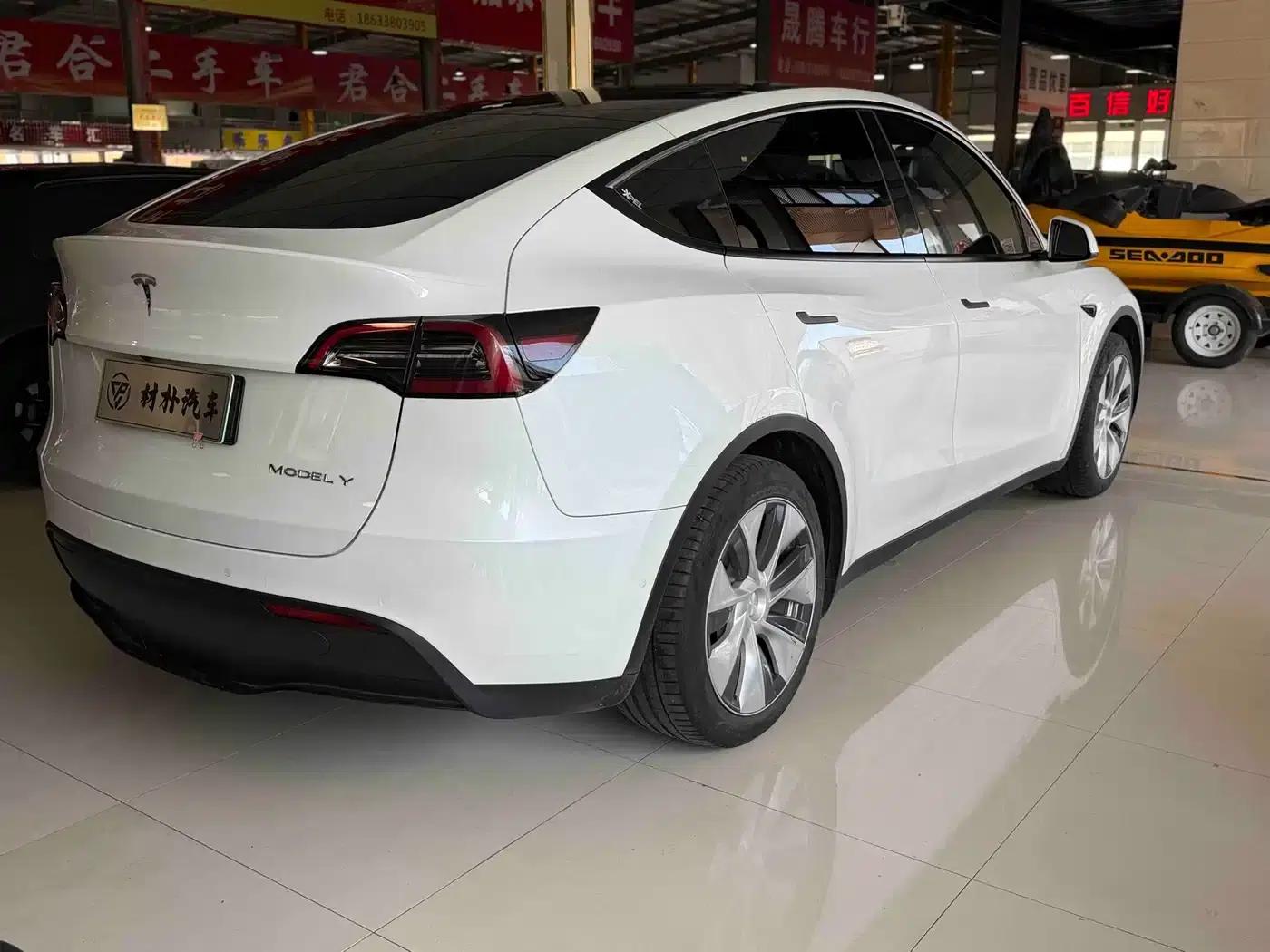 Model Y 2022 Rear-Wheel Drive — миниатюра 5