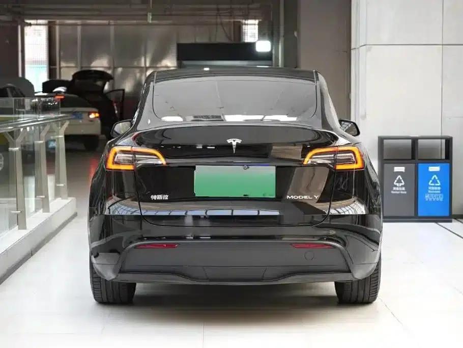 Model Y 2022 Rear-Wheel Drive — миниатюра 4