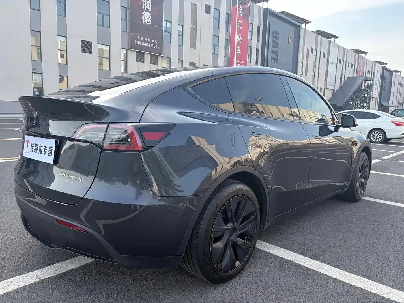 Model Y 2024 Rear-Wheel Drive — миниатюра 6