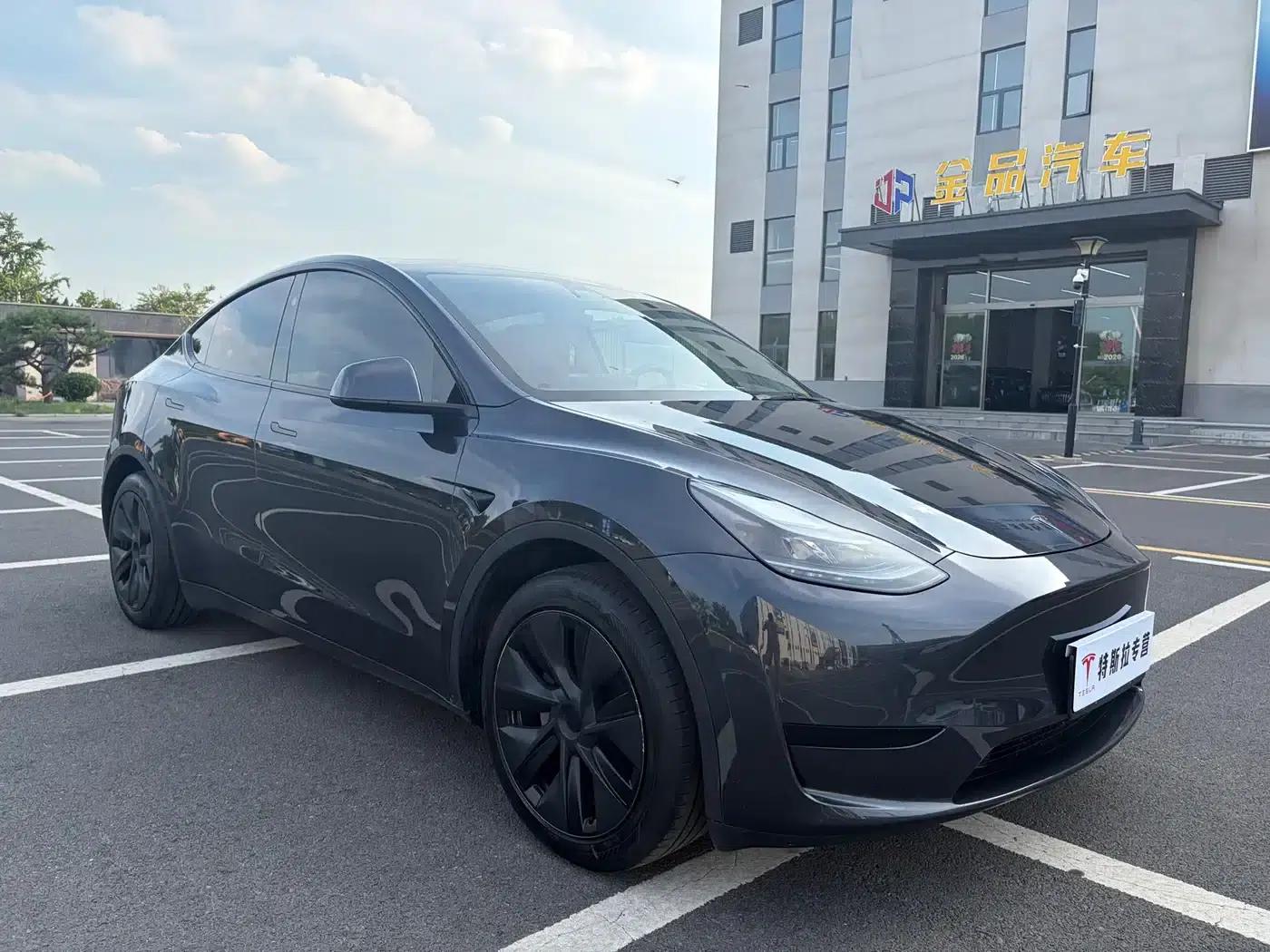 Model Y 2024 Rear-Wheel Drive — миниатюра 8