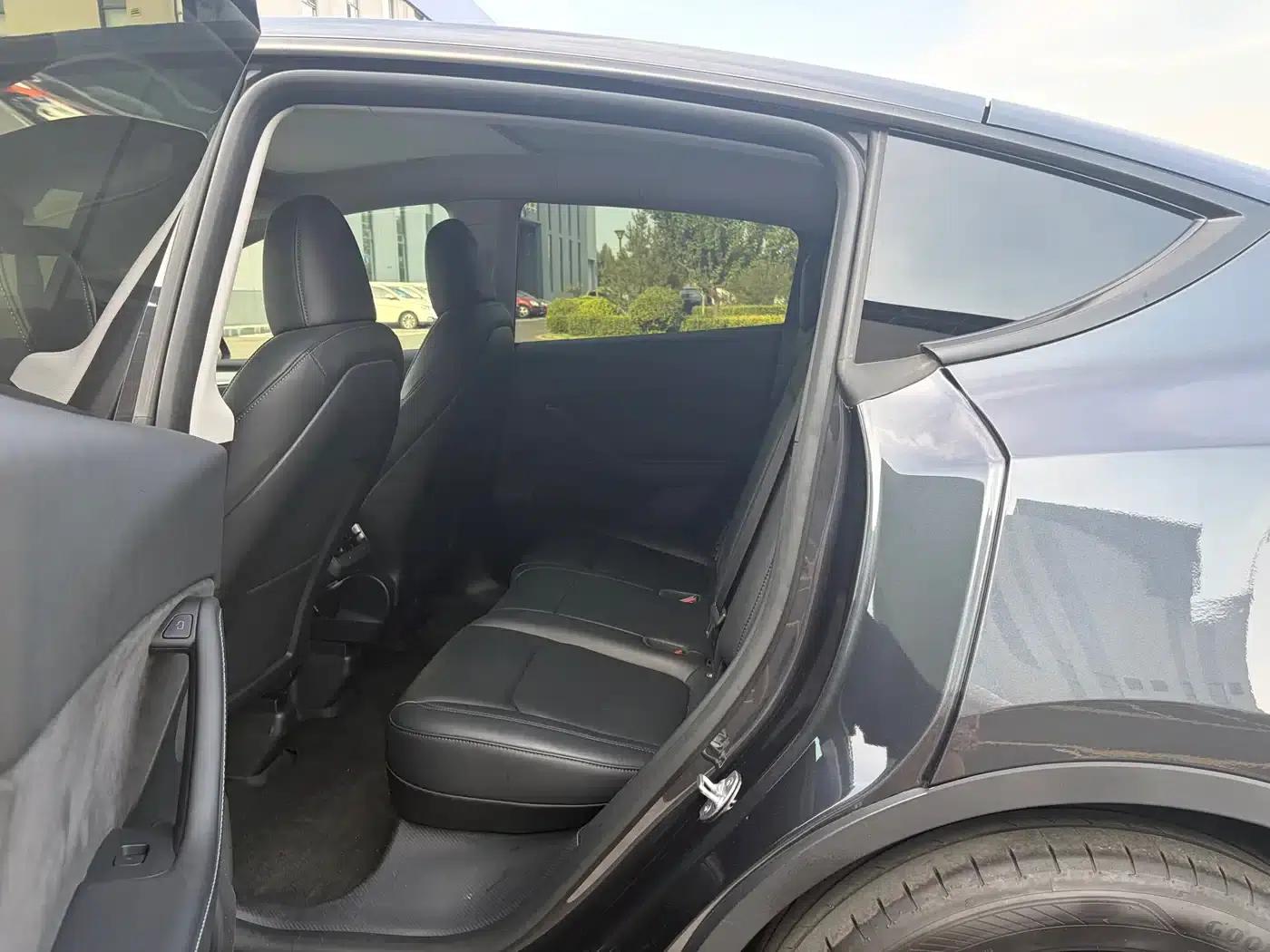 Model Y 2024 Rear-Wheel Drive — миниатюра 10