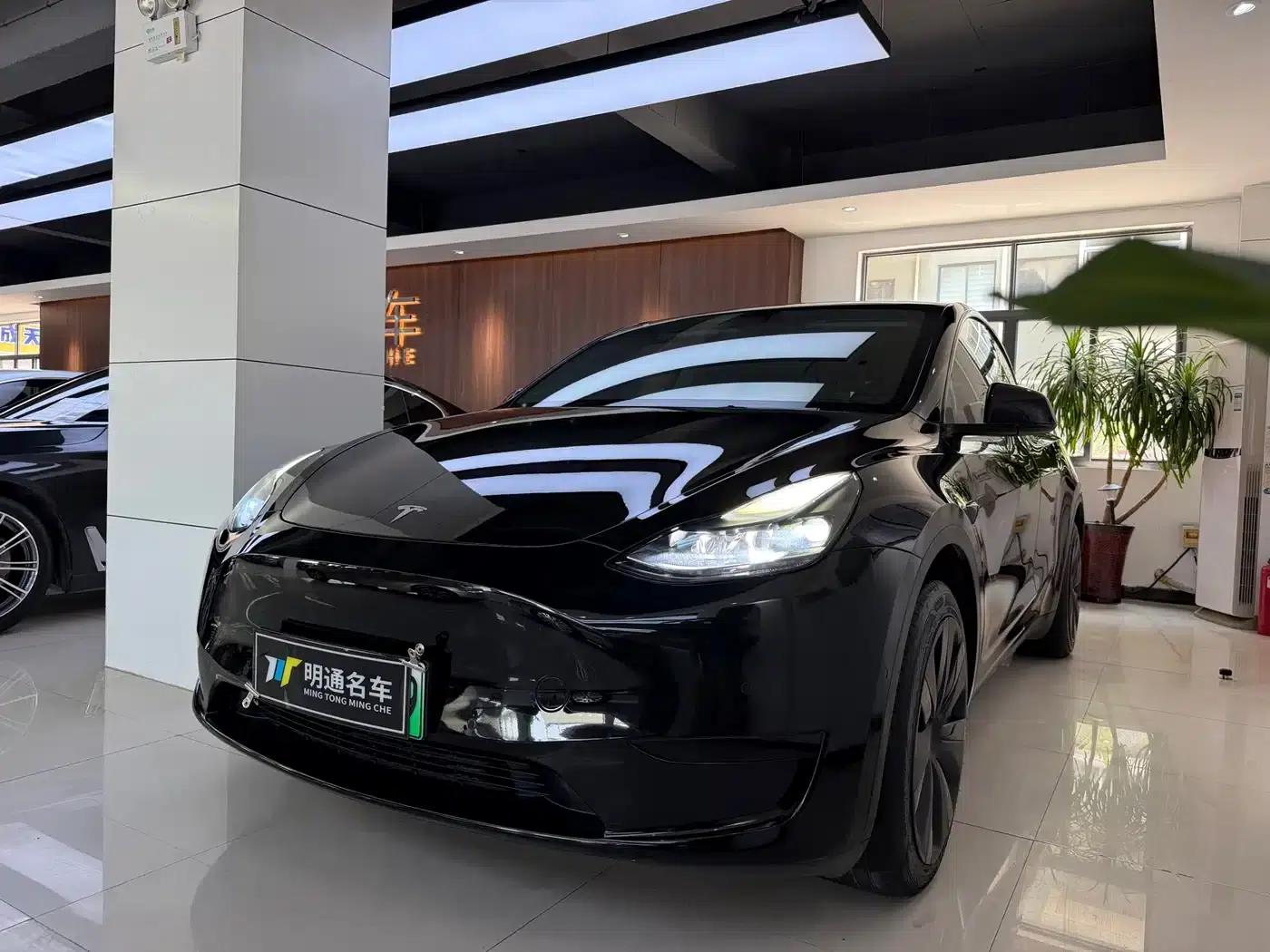 Model Y 2022 Facelift Rear-Wheel Drive Version — миниатюра 1