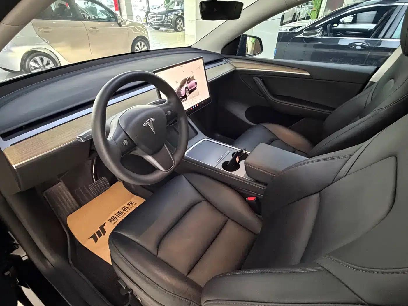 Model Y 2022 Facelift Rear-Wheel Drive Version — миниатюра 7
