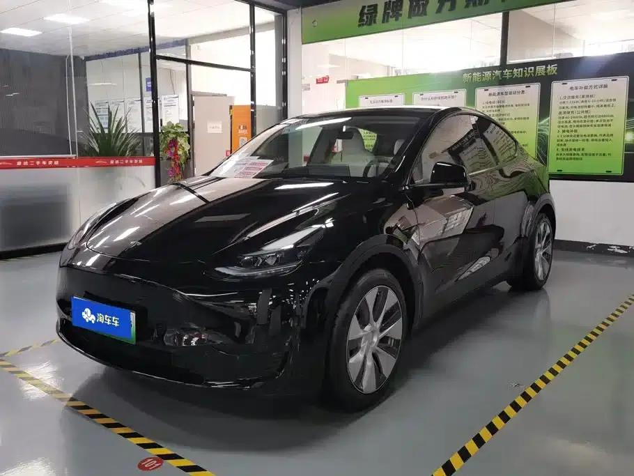 Model Y 2022 Rear-Wheel Drive — миниатюра 1