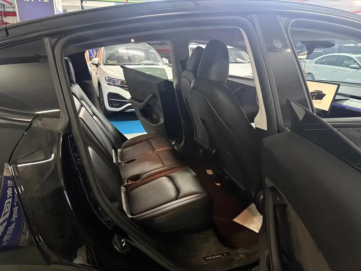 Model Y 2024 Rear-Wheel Drive — миниатюра 11