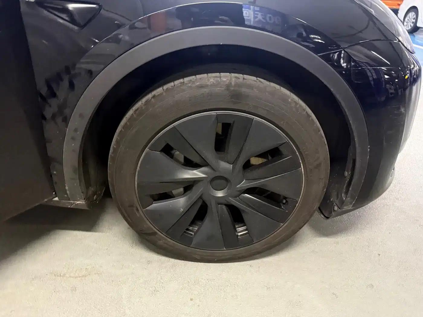 Model Y 2024 Rear-Wheel Drive — миниатюра 17