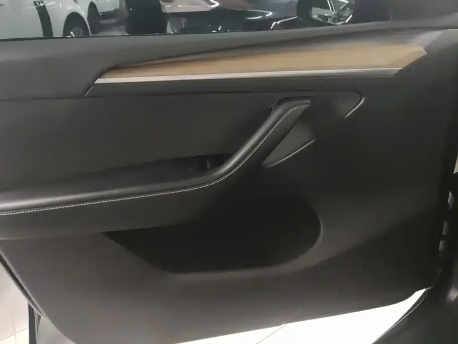 Model Y 2022 Facelift Rear-Wheel Drive Version — миниатюра 7