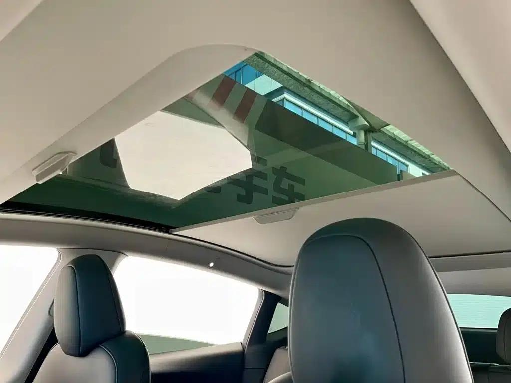 Model Y 2022 Rear-Wheel Drive — миниатюра 14