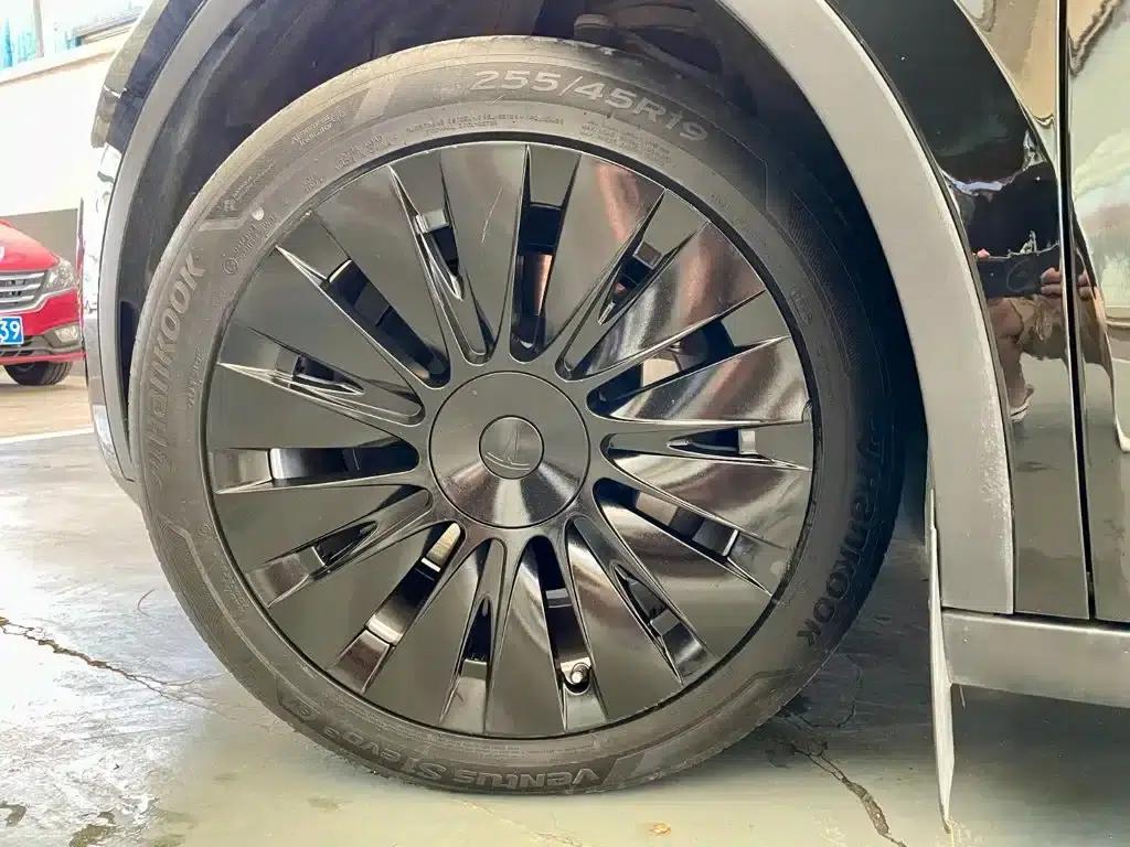 Model Y 2022 Rear-Wheel Drive — миниатюра 18