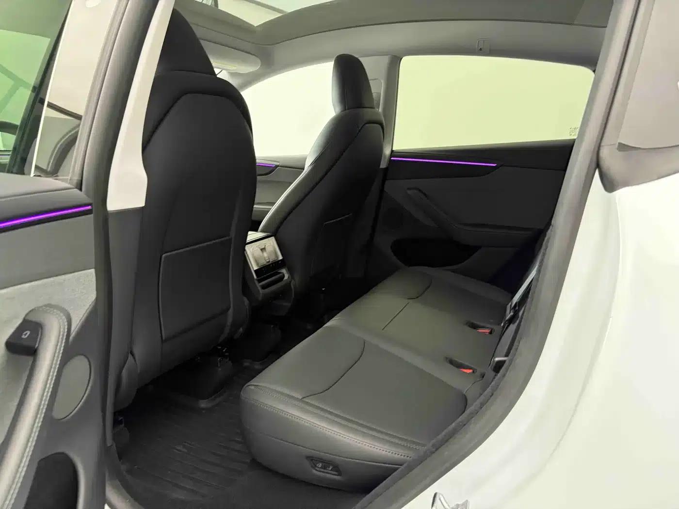 Model Y 2025 Long Range All-Wheel Drive — миниатюра 8