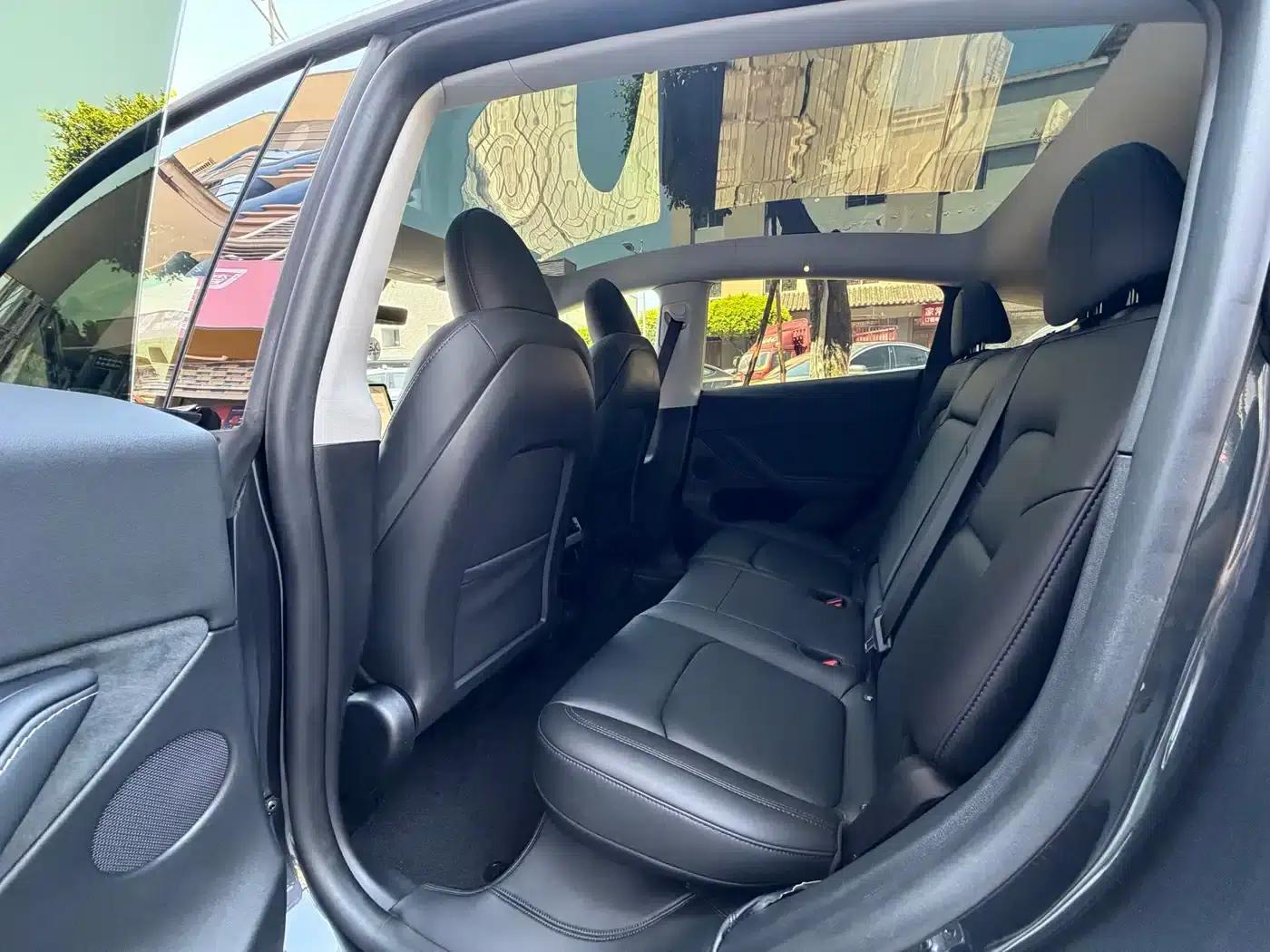 Model Y 2024 Long Range All-Wheel Drive — миниатюра 9