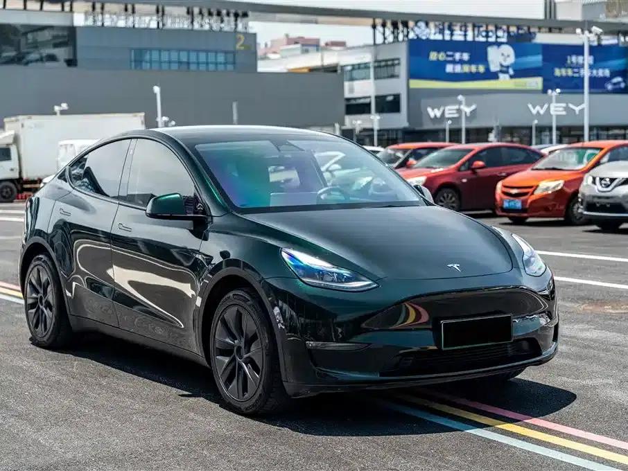 Model Y 2023 Long Range All-Wheel Drive — миниатюра 3