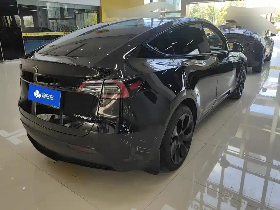 Model Y 2022 Facelift Rear-Wheel Drive Version — миниатюра 3