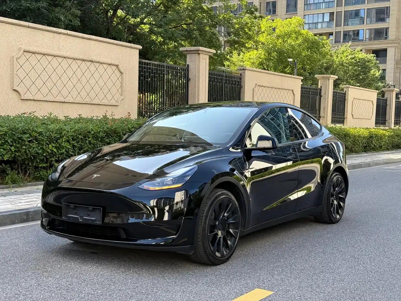 Model Y 2022 Facelift Rear-Wheel Drive Version — миниатюра 1
