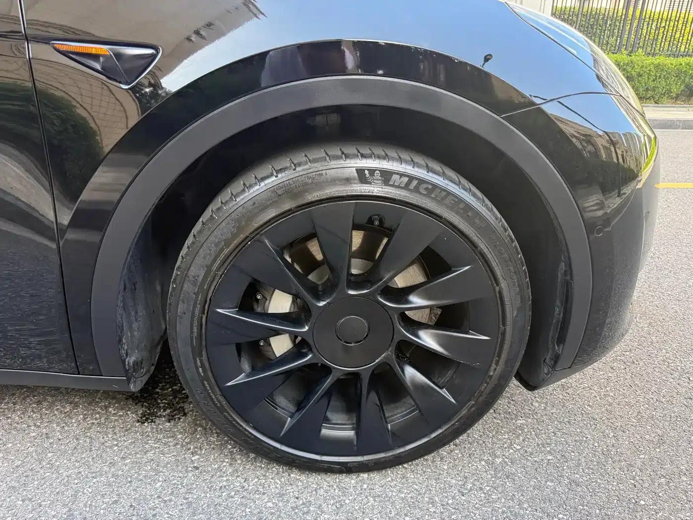 Model Y 2022 Facelift Rear-Wheel Drive Version — миниатюра 17