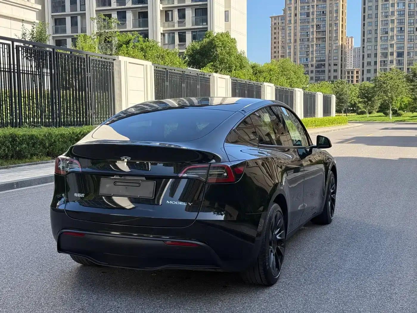 Model Y 2022 Facelift Rear-Wheel Drive Version — миниатюра 6