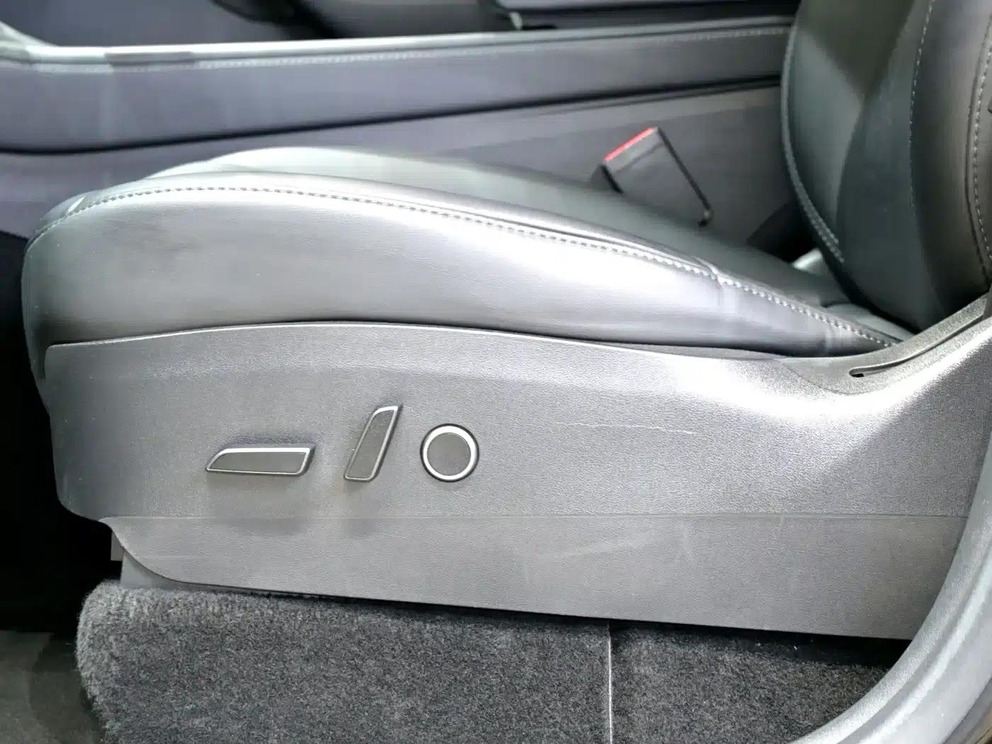 Model Y 2021 Standard Range Rear-Wheel Drive — миниатюра 16