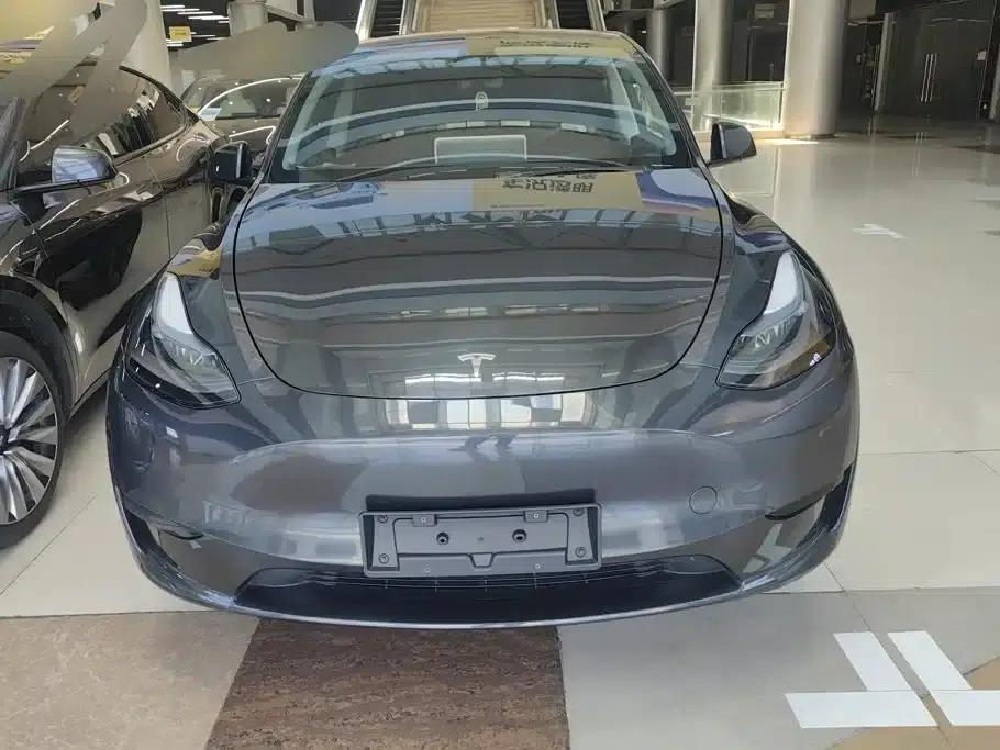 Model Y 2024 Rear-Wheel Drive — миниатюра 2