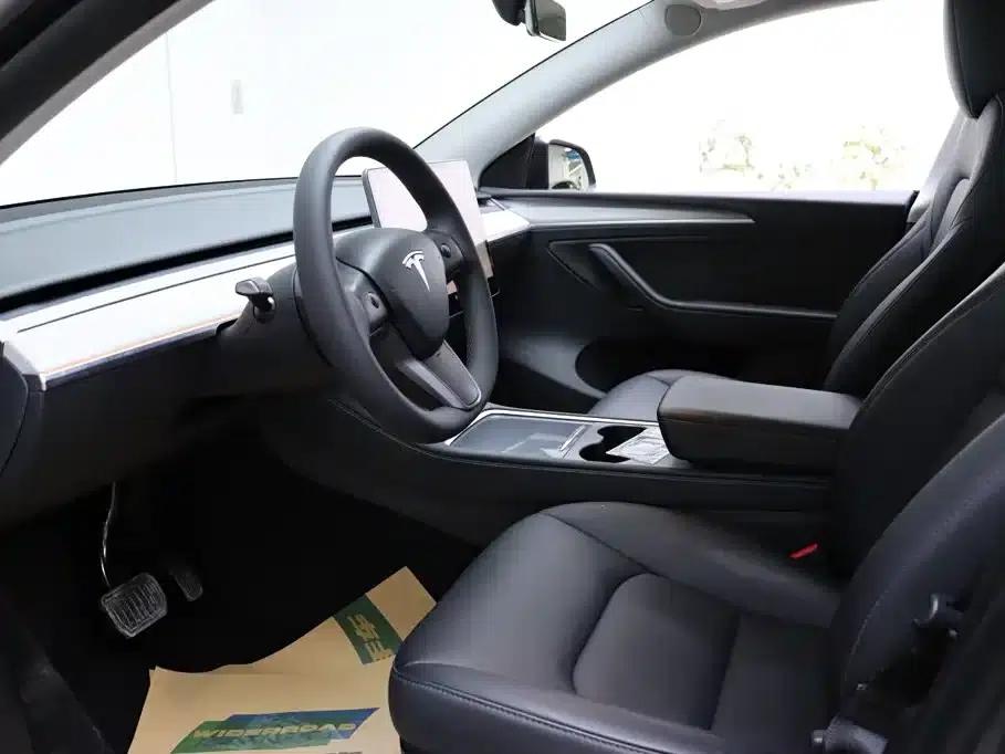 Model Y 2024 Rear-Wheel Drive — миниатюра 13