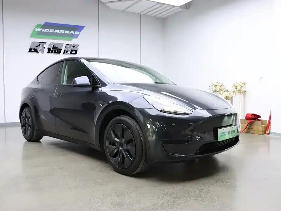 Model Y 2024 Rear-Wheel Drive — миниатюра 3
