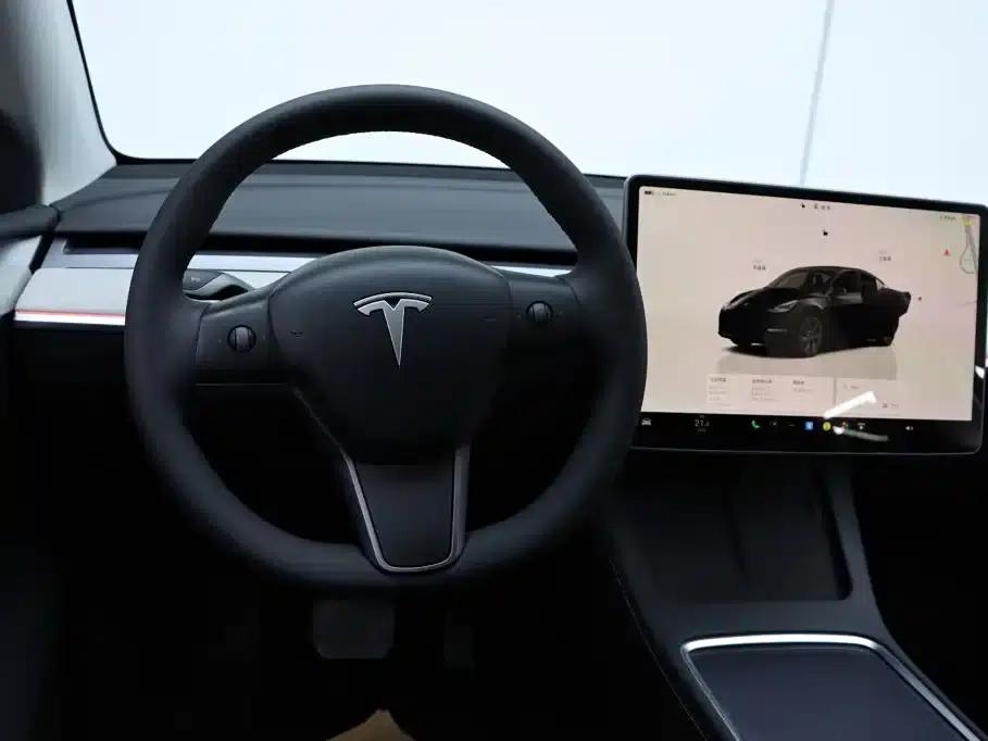 Model Y 2024 Rear-Wheel Drive — миниатюра 27