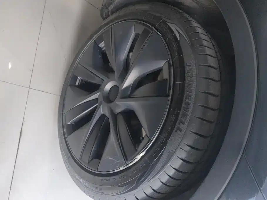 Model Y 2024 Long Range All-Wheel Drive — миниатюра 6